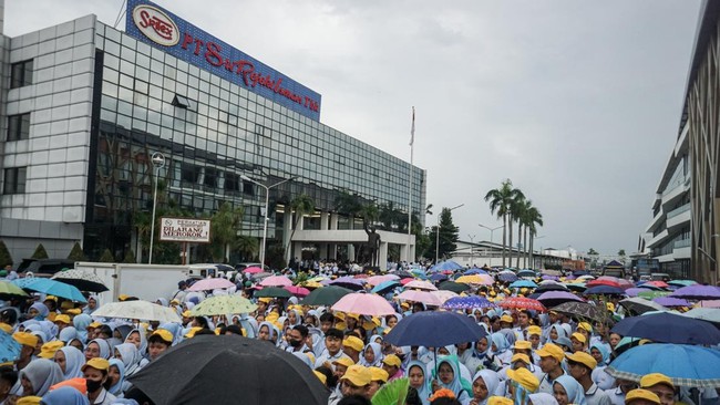 PT Sri Rejeki Isman Tbk (Sritex) Tutup, Ribuan Karyawan Terkena PHK