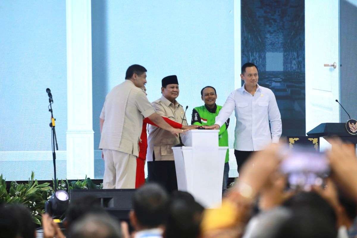 Presiden Prabowo Dorong Pembangunan 3 Juta Rumah: “Pemimpin Harus Berani dan Bekerja Keras”