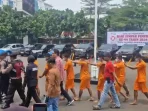 POL 1